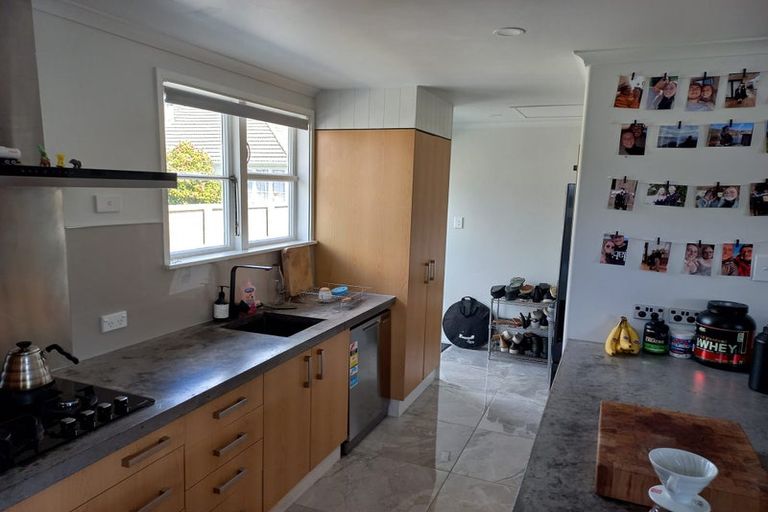 Photo of property in 571a Queen Street East, Levin, 5510