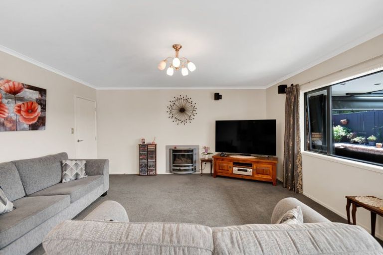 Photo of property in 32b Ainslee Street, Highlands Park, New Plymouth, 4312