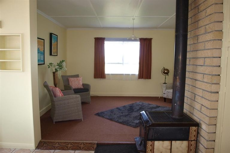 Photo of property in 53 Station Road, Marton, 4710