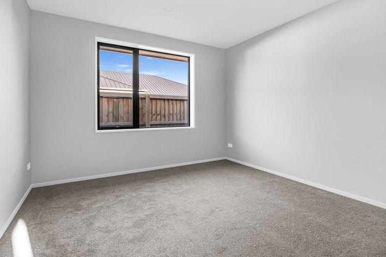 Photo of property in 34 Harry Manship Crescent, Halswell, Christchurch, 8025