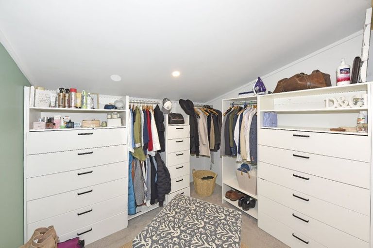 Photo of property in 208 Springfield Road, St Albans, Christchurch, 8014