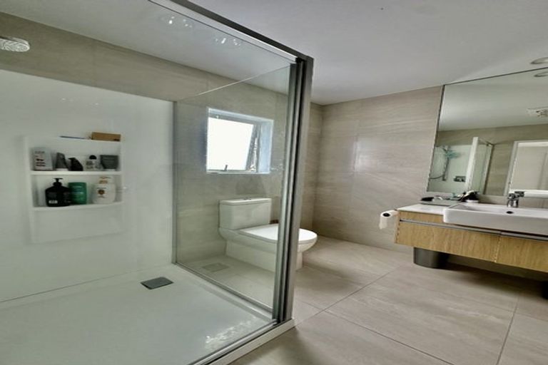 Photo of property in 19 Kukuwai Avenue, Red Beach, 0932