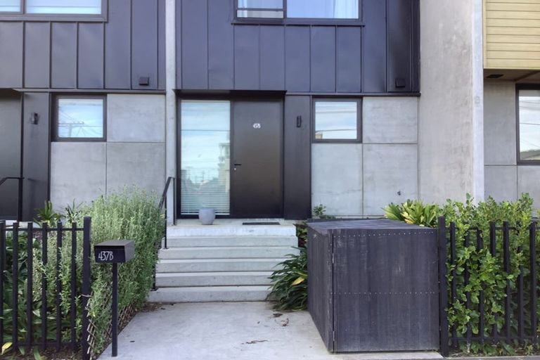 Photo of property in 437b Jackson Street, Petone, Lower Hutt, 5012