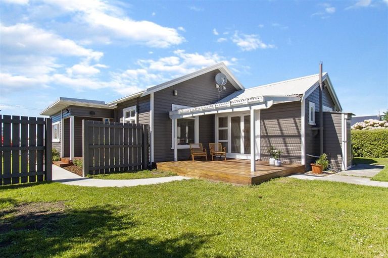 Photo of property in 8 Herbert Street, Waimate, 7924