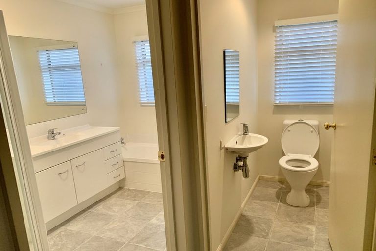 Photo of property in 35 Elan Place, Stanmore Bay, Whangaparaoa, 0932