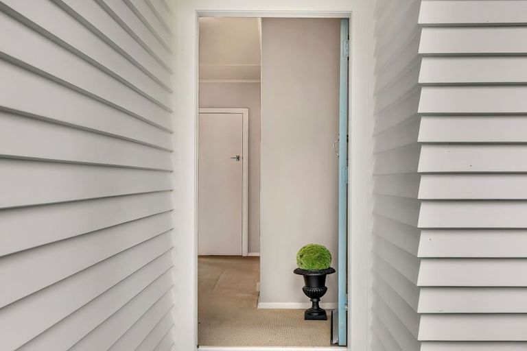 Photo of property in 58 Coast Road, Wainuiomata, Lower Hutt, 5014