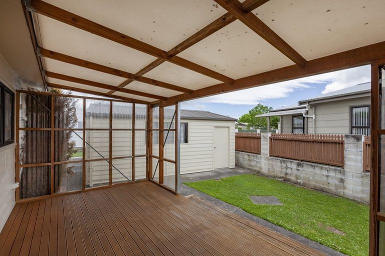 Photo of property in 6 Blundell Avenue, Waipukurau, 4200