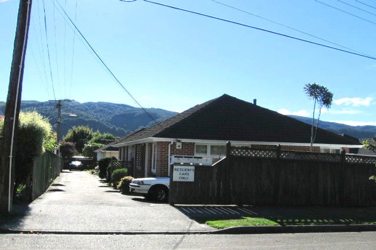 Photo of property in 28d Dunns Street, Silverstream, Upper Hutt, 5019