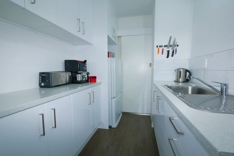 Photo of property in 4 Claremont Grove, Mount Victoria, Wellington, 6011