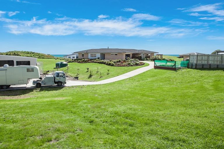 Photo of property in 43 Dawn Parade, Coastlands, Whakatane, 3120
