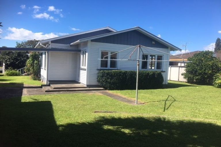 Photo of property in 493b Devonport Road, Tauranga South, Tauranga, 3112