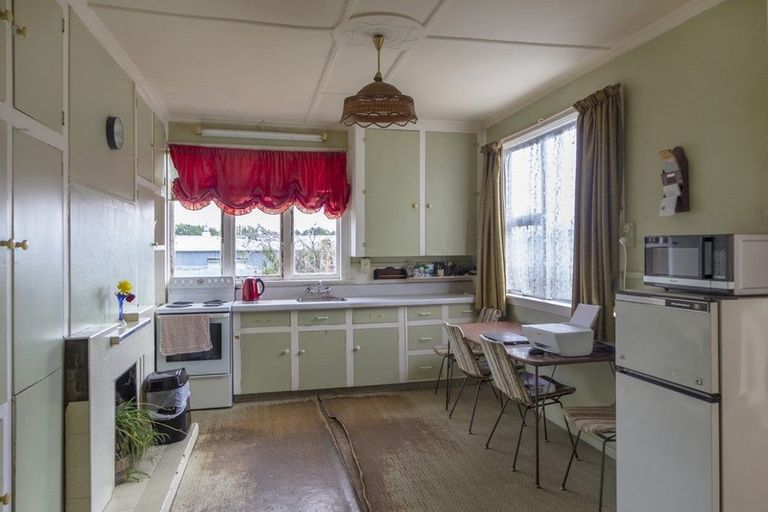 Photo of property in 11 Weston Road, Holmes Hill, Oamaru, 9401