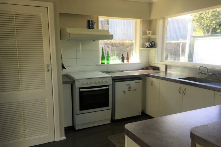 Photo of property in 10 Seymour Street, Waitara, 4320