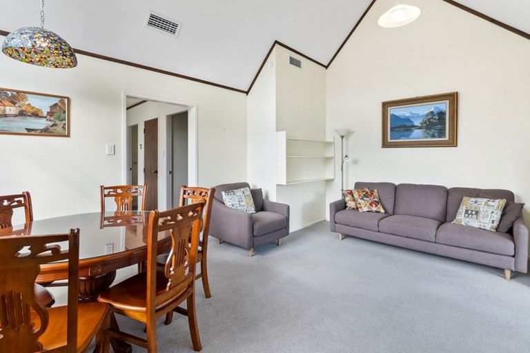 Photo of property in 9 Kingfisher Way, Te Kowhai, Hamilton, 3288