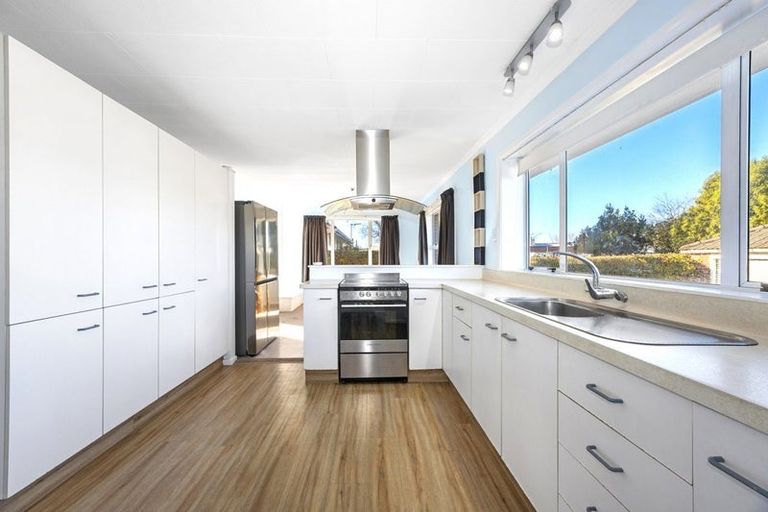Photo of property in 320 Greers Road, Bishopdale, Christchurch, 8053