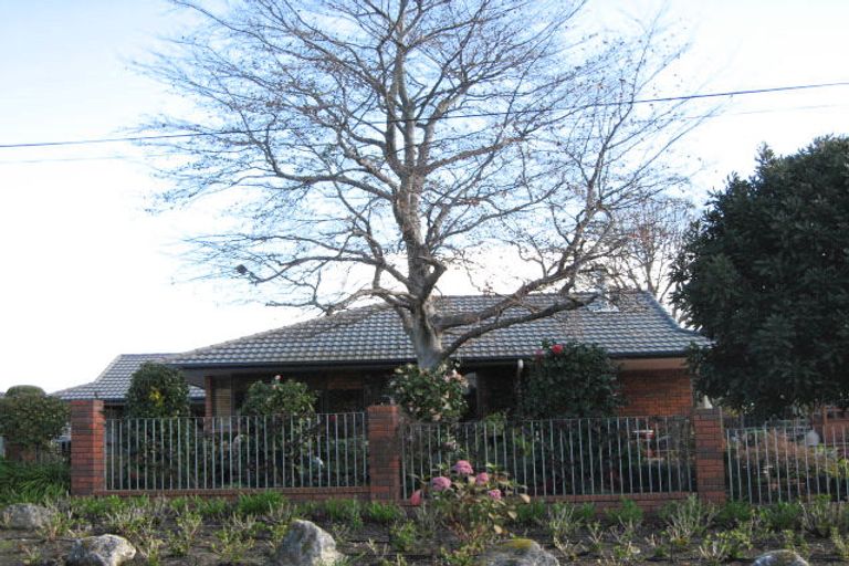 Photo of property in 30 Selwyn Road, Havelock North, 4130