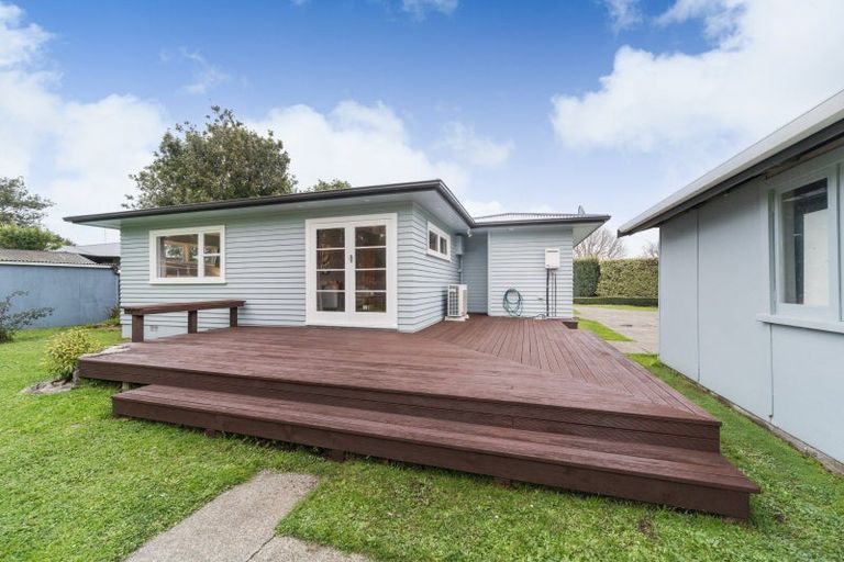 Photo of property in 9 Tern Place, Hokowhitu, Palmerston North, 4410
