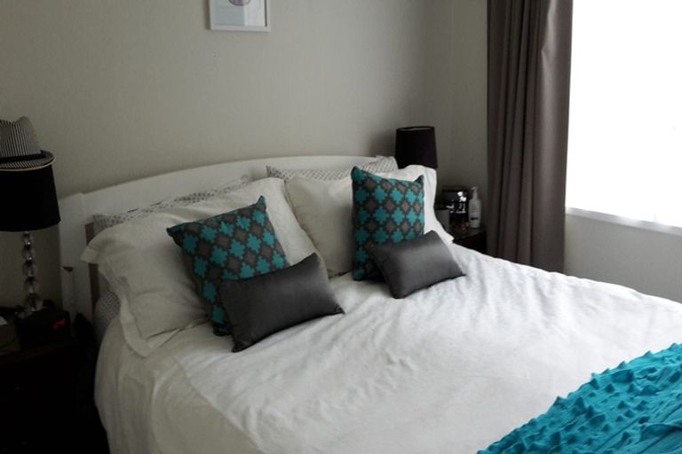 Photo of property in 11 Ayton Drive, Whitby, Porirua, 5024