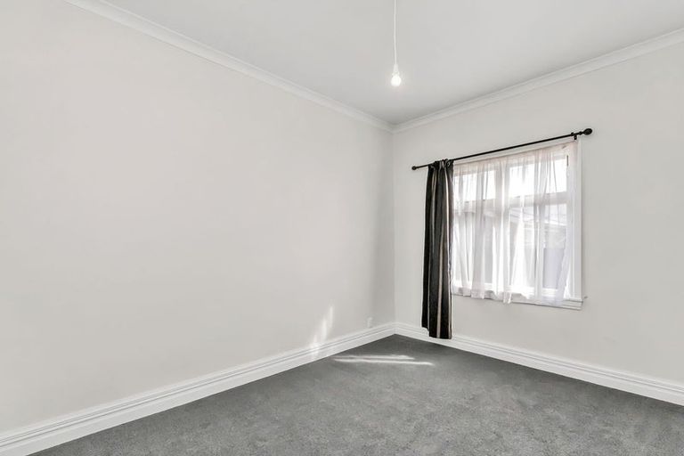 Photo of property in 14 Lee Street, Southbridge, 7602