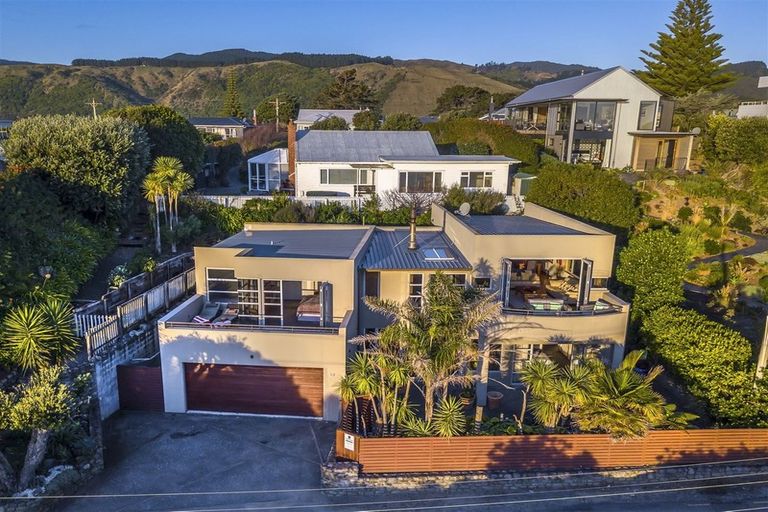 Photo of property in 13 Karekare Road, Raumati South, Paraparaumu, 5032