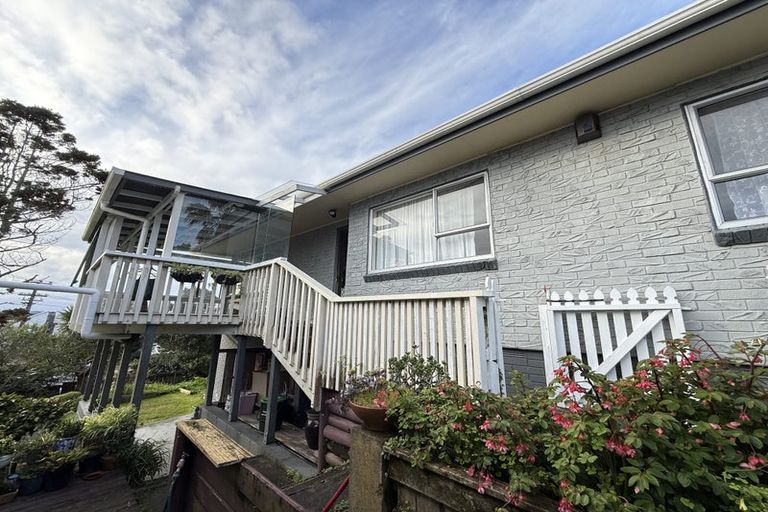Photo of property in 62 Widmore Drive, Massey, Auckland, 0614