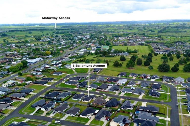 Photo of property in 8 Ballantyne Avenue, Te Kauwhata, 3710