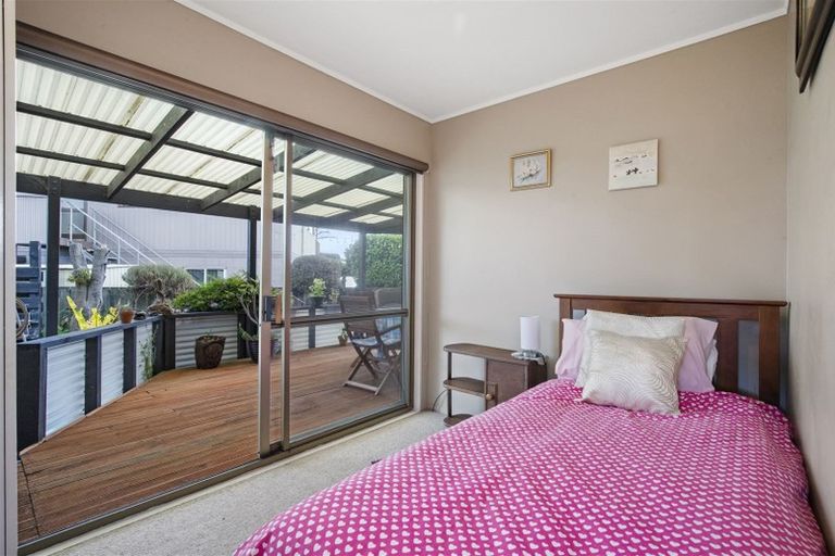 Photo of property in 7 Taihiki Road, Clarks Beach, 2122