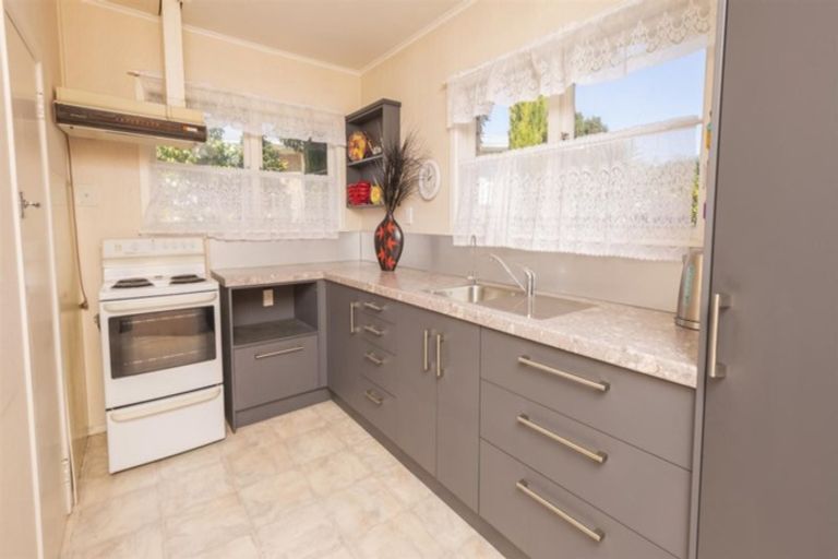 Photo of property in 14 Hillcrest Avenue, Hillcrest, Rotorua, 3015