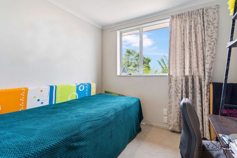 Photo of property in 7 Nykki Place, Papakura, 2110