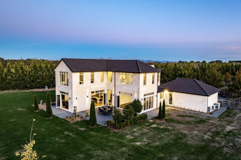 Photo of property in 1494 Tram Road, Swannanoa, Rangiora, 7475