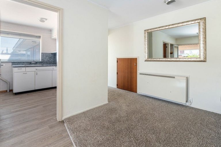 Photo of property in 1 Luxor Place, Pomare, Rotorua, 3015