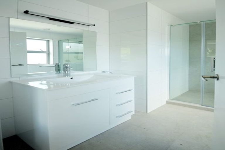 Photo of property in 169c Wallace Road, Mangere Bridge, Auckland, 2022