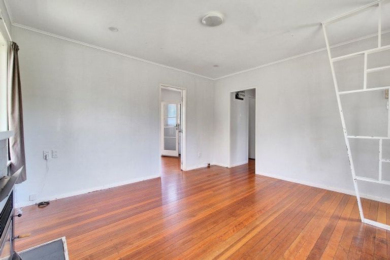 Photo of property in 16 Roosevelt Road, Western Heights, Rotorua, 3015