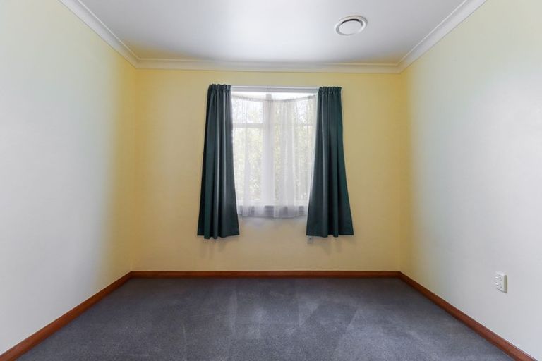 Photo of property in 11 Anglesey Place, Awapuni, Palmerston North, 4412
