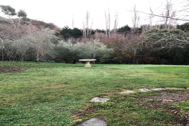 Photo of property in 23 Governors Bay - Teddington Road, Allandale, Lyttelton, 8971