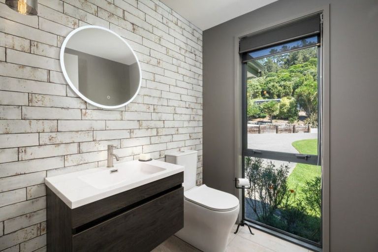 Photo of property in 1031b State Highway 2, Tanners Point, Katikati, 3177