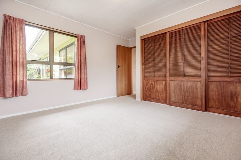 Photo of property in 2/1304 Southland Road, Raureka, Hastings, 4120