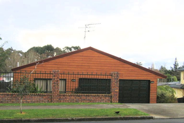 Photo of property in 64 Dixon Road, Glenview, Hamilton, 3206