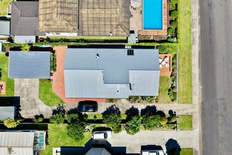 Photo of property in 83 Robinson Road, Whitianga, 3510