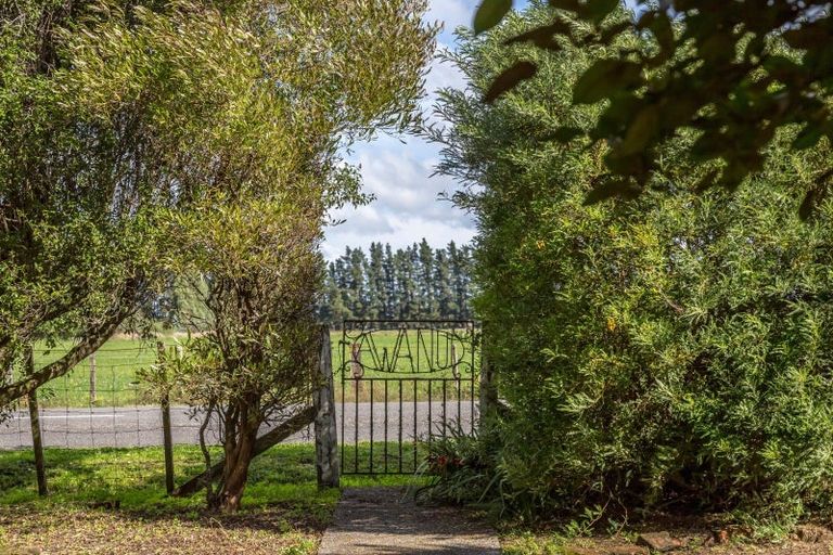 Photo of property in 285 Somerset Road, Parkvale, Carterton, 5792