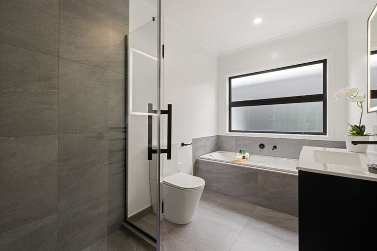 Photo of property in 2/97 Glen Lynne Avenue, Queenwood, Hamilton, 3210