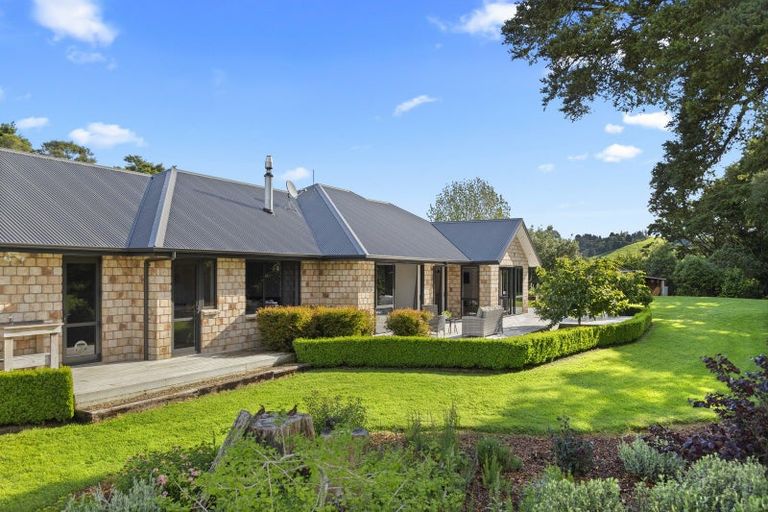 Photo of property in 275a Paparimu Road, Hunua, Papakura, 2583