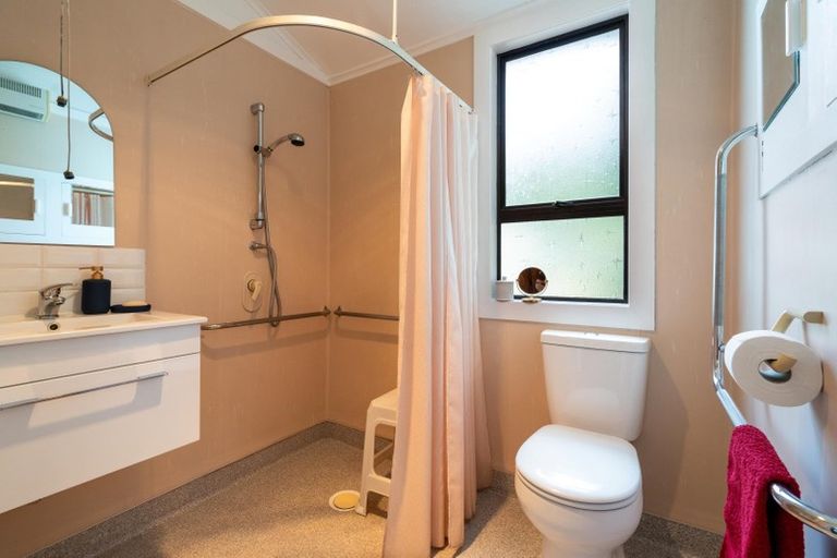 Photo of property in 72 Stepney Avenue, Harwood, Dunedin, 9077