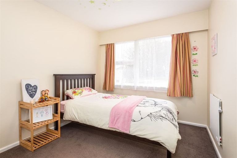 Photo of property in 98 Cavendish Road, Casebrook, Christchurch, 8051