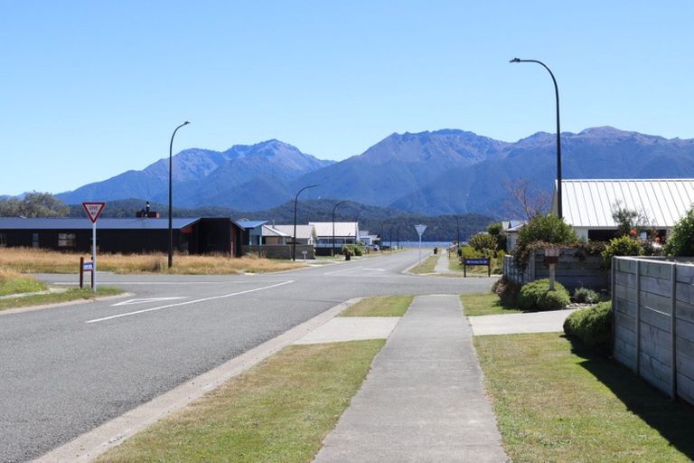 Photo of property in 10 Asher Avenue, Te Anau, 9600