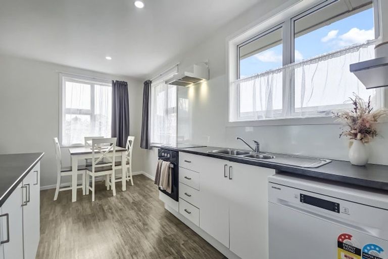 Photo of property in 6 Warihi Place, Ngongotaha, Rotorua, 3010