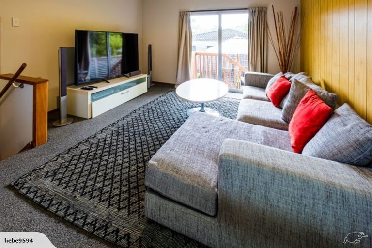 Photo of property in 36 Wyoming Avenue, Murrays Bay, Auckland, 0630