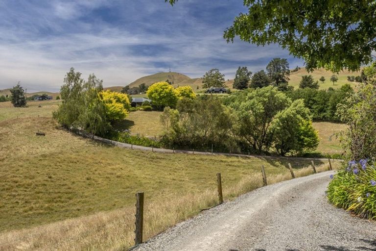 Photo of property in 223 Masterton Stronvar Road, Te Ore Ore, Masterton, 5890