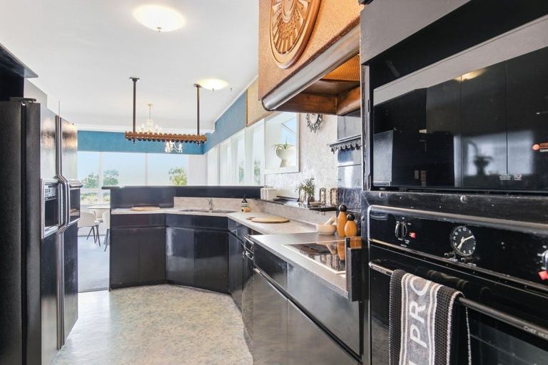 Photo of property in 13a Upper Bourke Street, Kilbirnie, Wellington, 6022