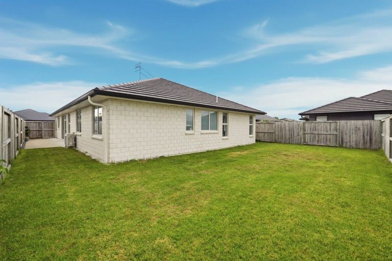 Photo of property in 3 Furlong Road, Papamoa, 3118